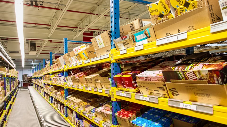 FIFO inventory rotation with carton flow