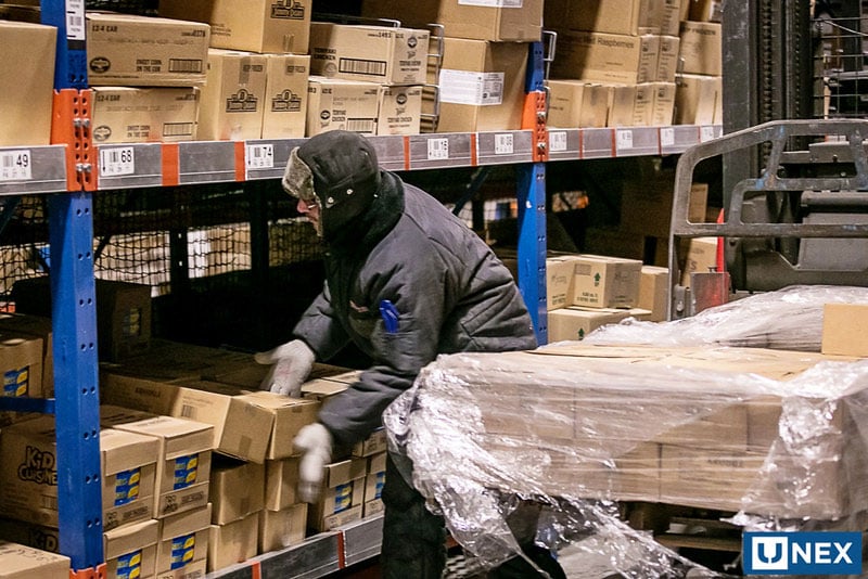 Carton Flow for Case Picking Applications