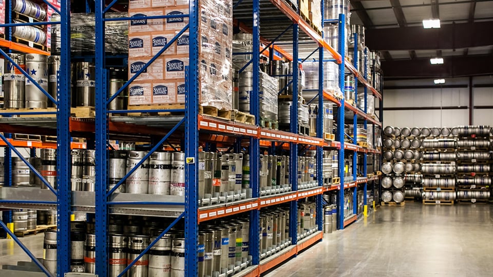 handling different beverage cases and kegs