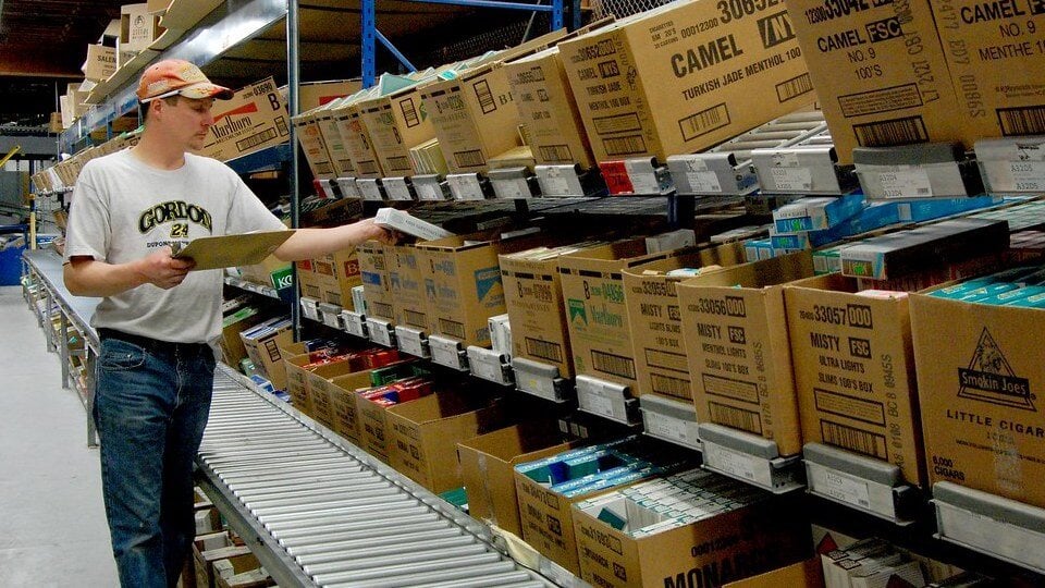 carton flow and dynamic solutions for wholesale distributors