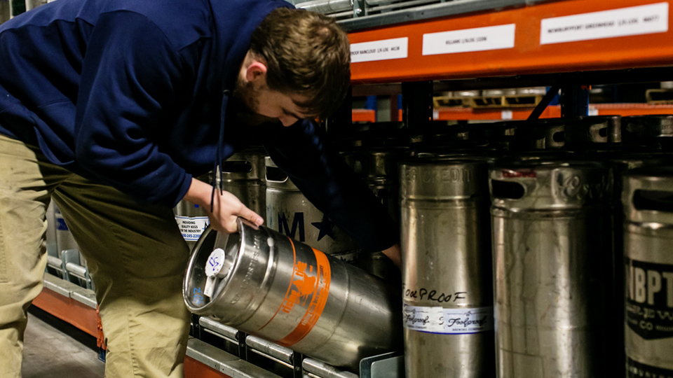 beer distributor fulfillment with keg flow