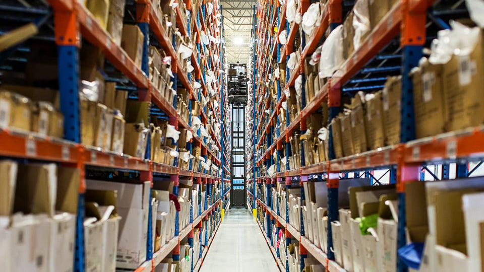 dynamic storage solutions for warehouses