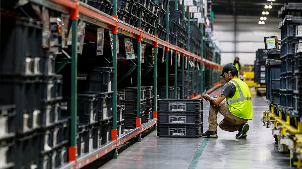 labor efficiency with smarter warehouse storage solutions